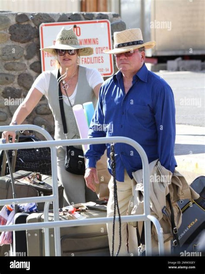 Elizabeth Shatner Married, Husband, Affairs, Children, Net Worth, Wiki-Bio