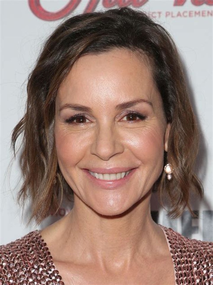 Embeth Davidtz Bio, Wiki, Age, Height, Net Worth, Salary, Parents, Family