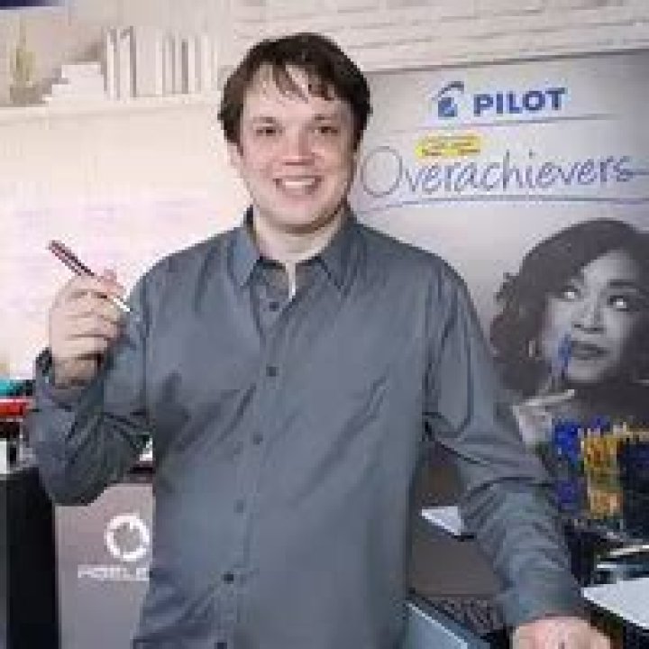 Eric Millegan Net Worth