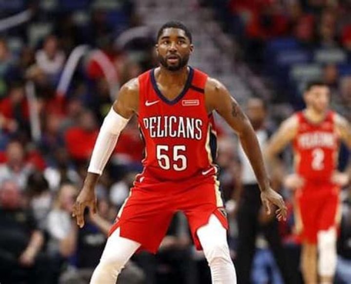 E’Twaun Donte Moore Age, Wiki, Biography, Wife, Children, Salary, Net Worth, Parents