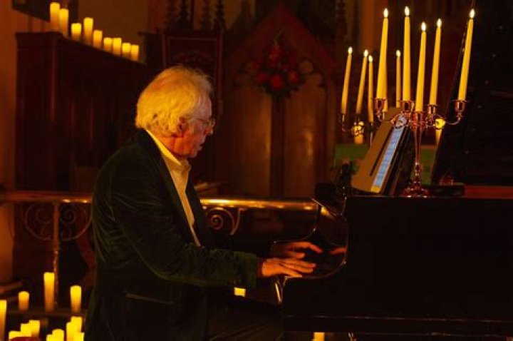 Frank McNamara Net Worth