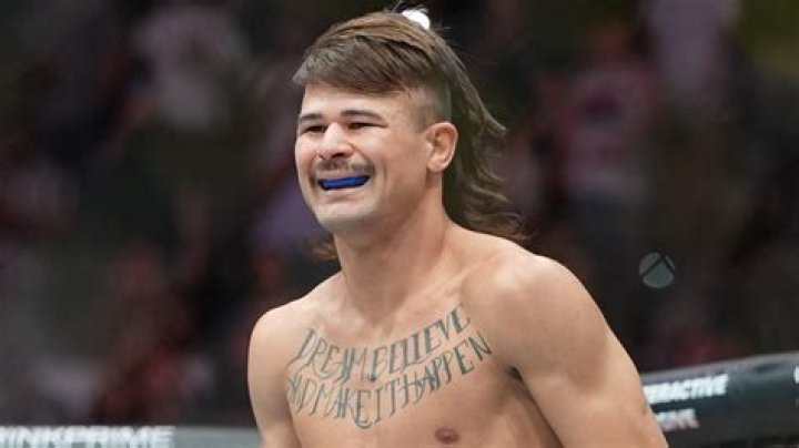 
Gaby Lopes Height, Weight, Net Worth, Age, Birthday, Wikipedia, Who, Nationality, Biography 