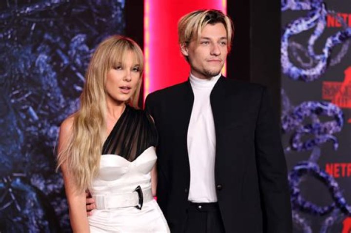 Garrett Brown Net Worth