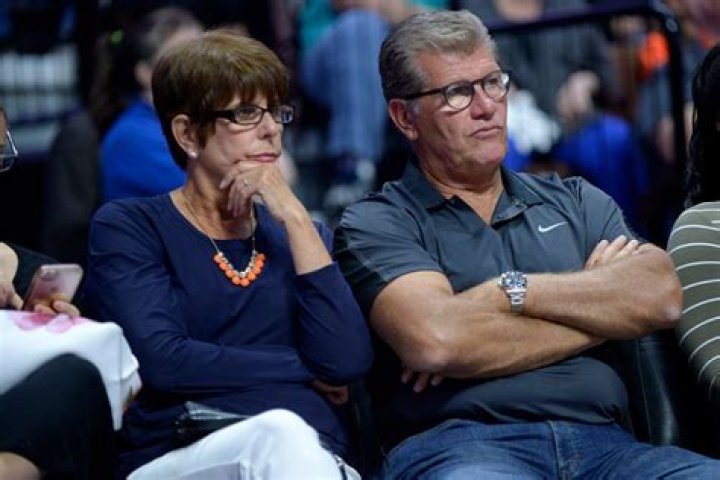 Geno Auriemma Age, Wikipedia, Biography, Children, Salary, Net Worth, Parents.