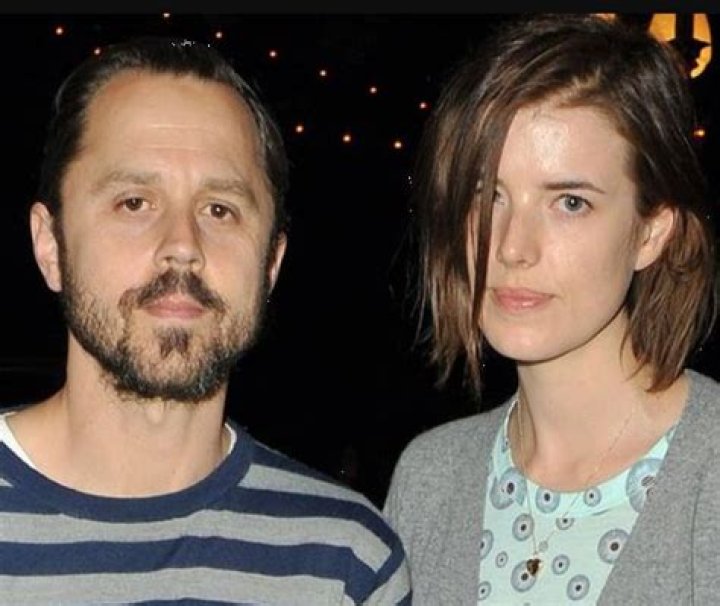 Gina Ribisi Bio, Wiki, Age, Height, Family, Husband, Films and Net Worth.