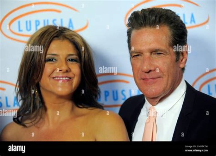 Glenn Frey: Wife, net worth, tattoos, smoking & body facts