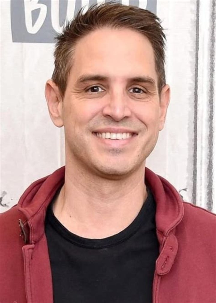 Greg Berlanti Height, Weight, Net Worth, Age, Wiki, Who, Instagram, Biography