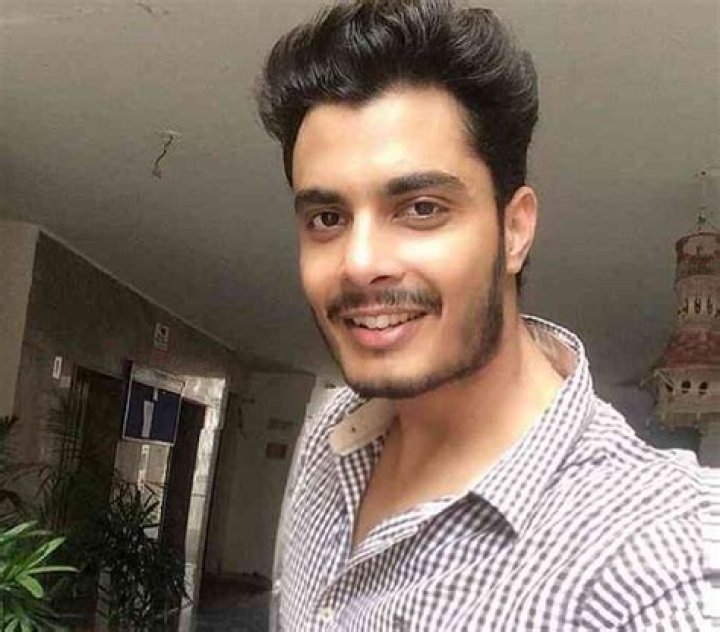 
Gurnazar Chattha Height, Weight, Net Worth, Age, Wiki, Who, Instagram, Biography 