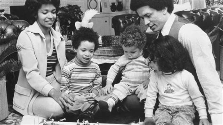 Harold Ford Jr Ethnicity: Is He Black Or White? Parents Race – The Five