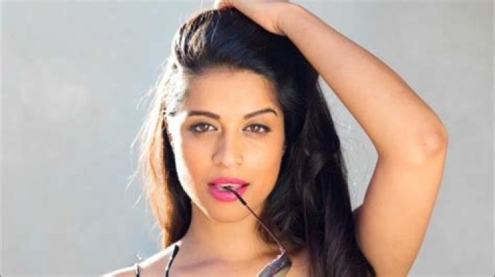 
Has SuperWoman Lilly Singh Had A Boyfriend Since Coming Out As Bisexual? 