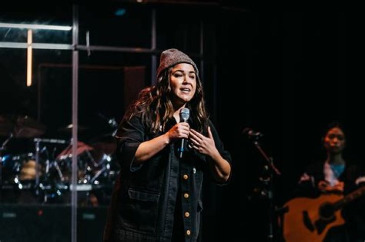 Hosanna Wong Net Worth