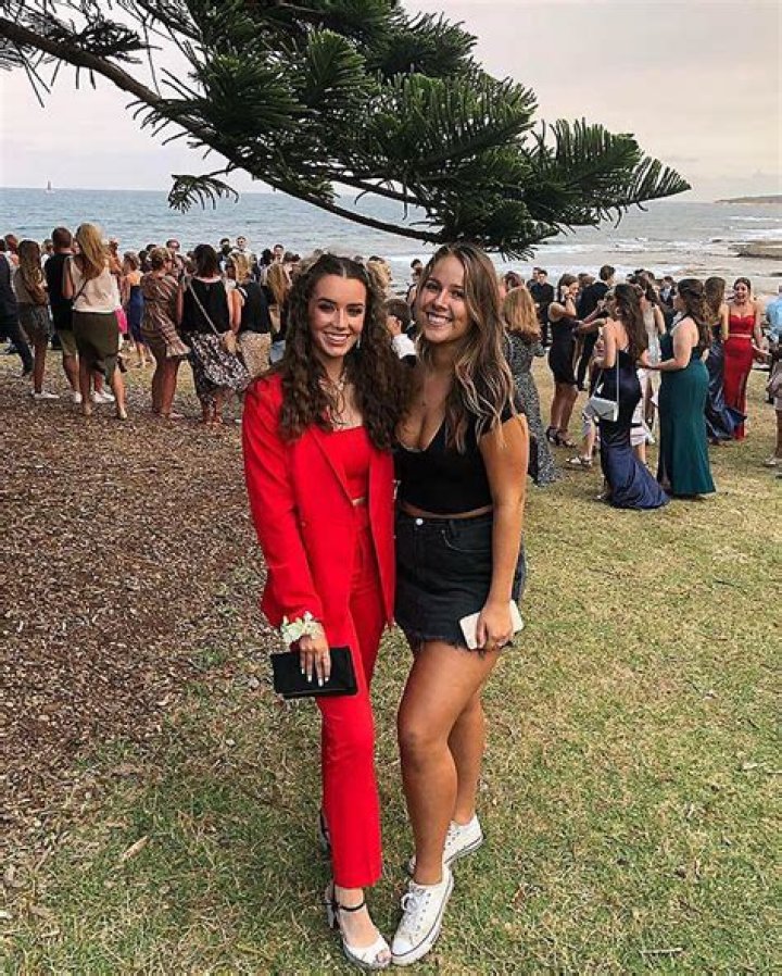 How old is Sian Fuller from The Voice Australia? Meet Her On Instagram