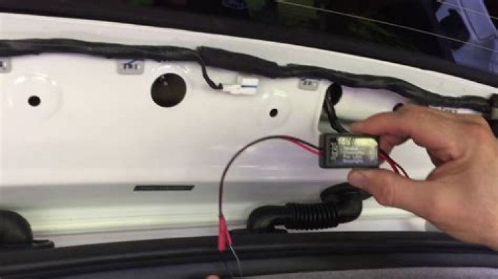 How to install pulse brake light