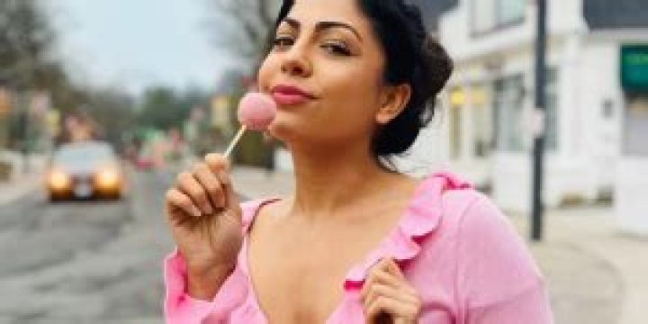 
Indian Idol Height, Weight, Net Worth, Age, Birthday, Wikipedia, Who, Nationality, Biography 