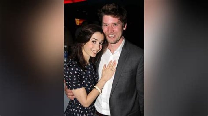 Is Cristin Milioti Pregnant with Husband Jesse Hooker? Teeth, Net Worth
