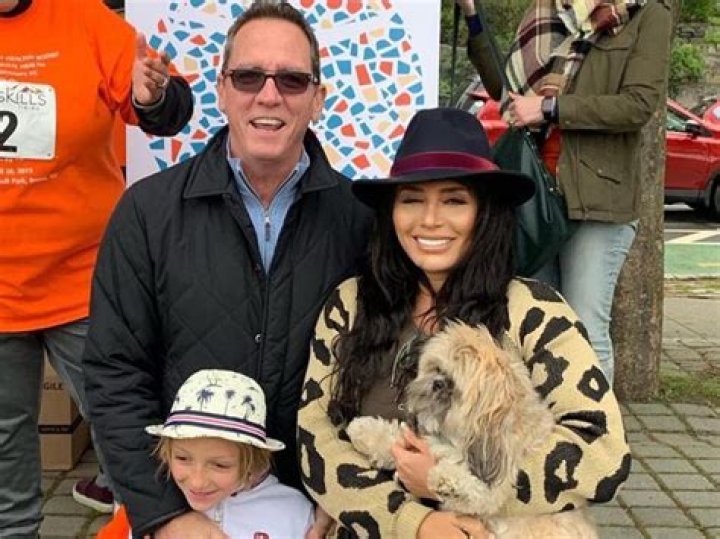 Is David Cone Married To Taja Abitbol? Wife Age 2022 – Why Did He Divorce First Wife Lynn DiGioia?