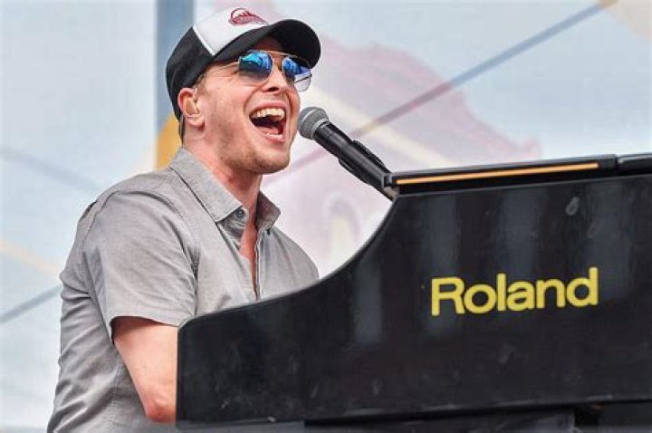 Is Gavin Degraw Married to wife? Or Dating a Girlfriend?