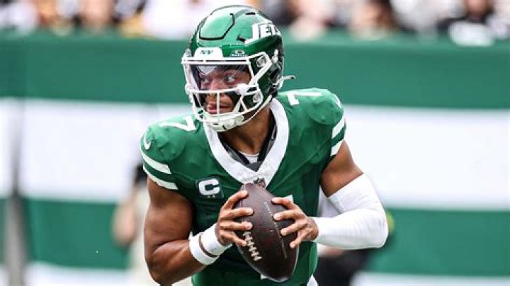 Is Justin Fields Christian? Religion And More To Know