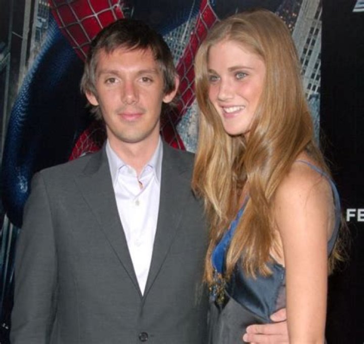 Is Lukas Haas Married to Wife or Dating a Girlfriend?