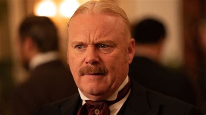 Is Thomas Craig Leaving Murdoch Mysteries 2023? Role And Career Explored