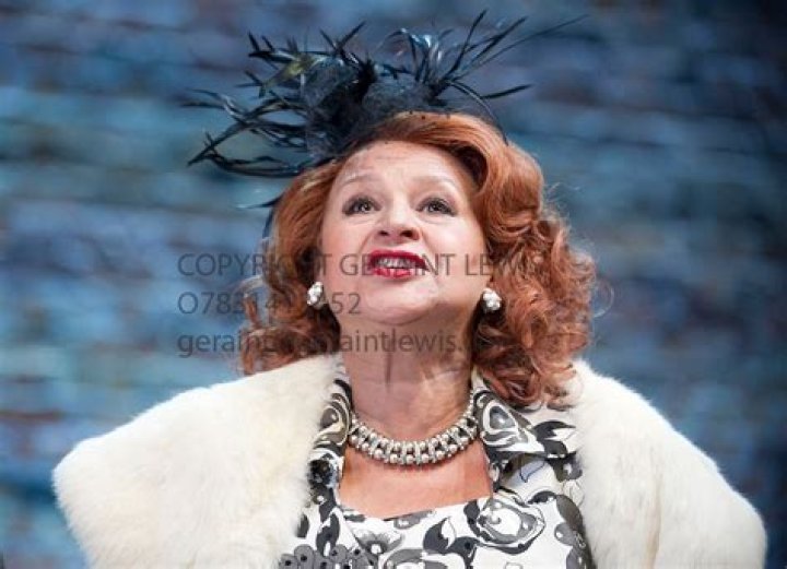 Ishia Bennison Net Worth