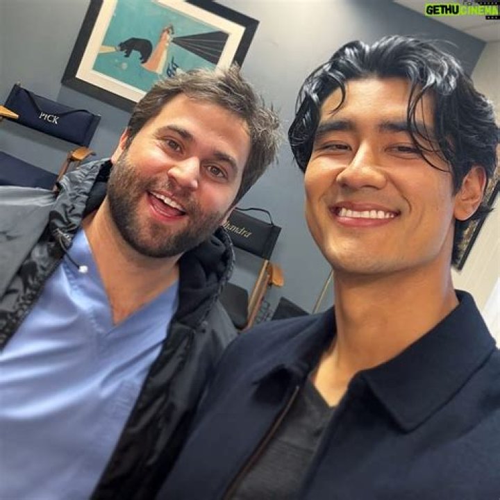 Jake Borelli Bio, Wiki, Age, Wife, Gay, Parents, Grey’s Anatomy, The Thundermans, and Net Worth.