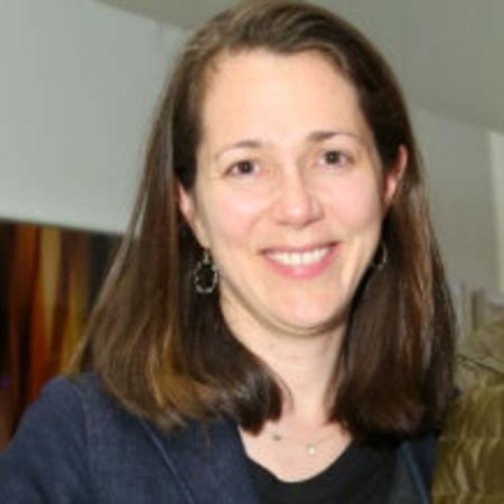 Janine Poreba Height, Weight, Net Worth, Age, Birthday, Wikipedia, Who, Nationality, Biography