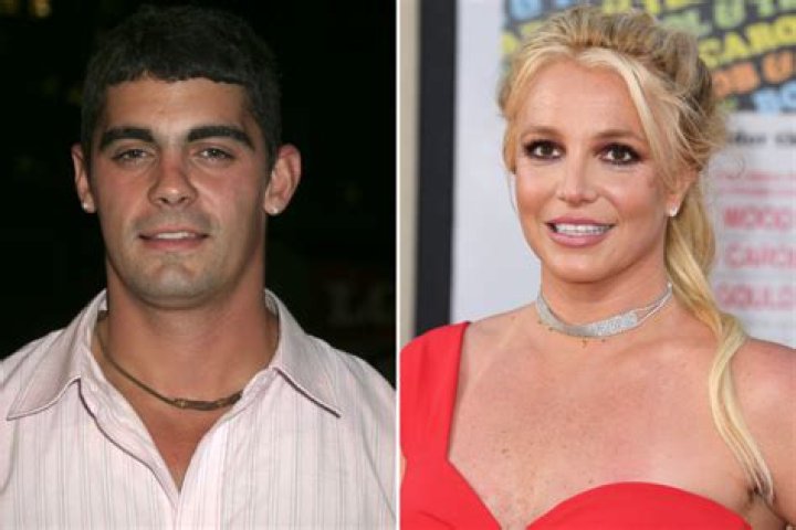 
Jason Alexander and Britney Spears’s Net Worth In 2022, Tried To Stop Britney Spears’s Wedding, And Arrested For Wedding Crash 