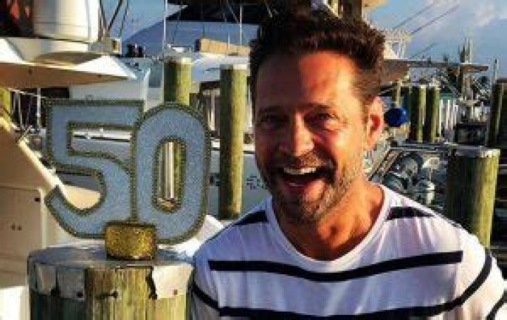 Jason Priestley Height, Weight, Body Measurements, Shoe Size