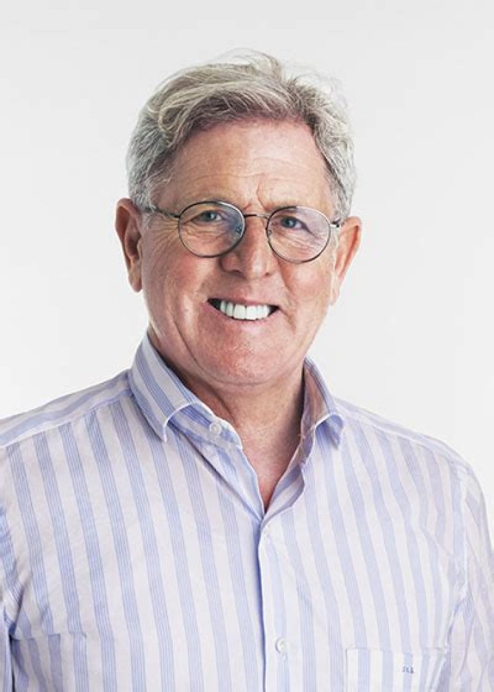 Jay Schottenstein Height, Weight, Net Worth, Age, Birthday, Wikipedia, Who, Nationality, Biography