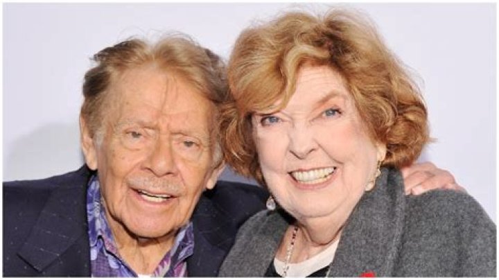 
Jerry Stiller’s Age, Net Worth, Wife Anne Meara – Died or Alive? 