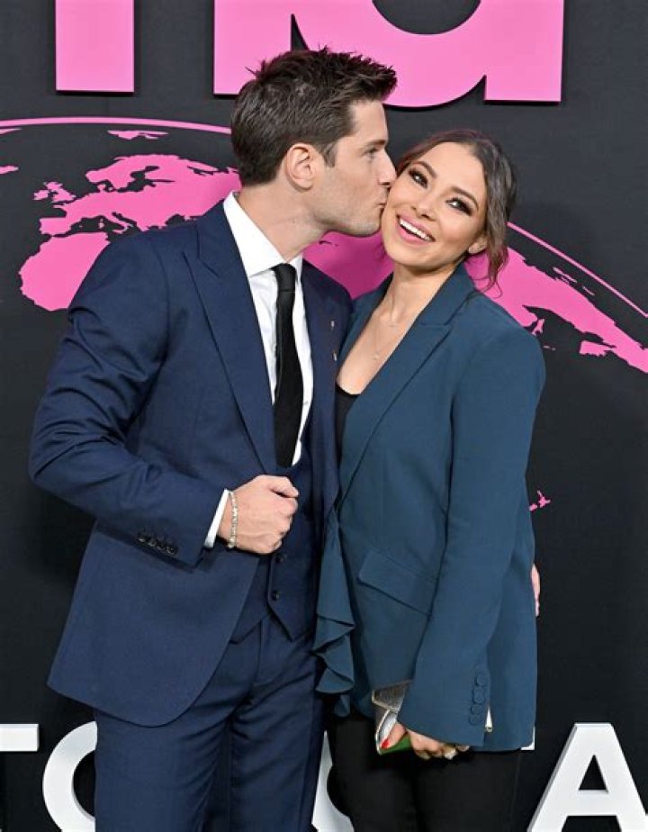 Is Jessica Parker Dating or Single? Is she already Married?