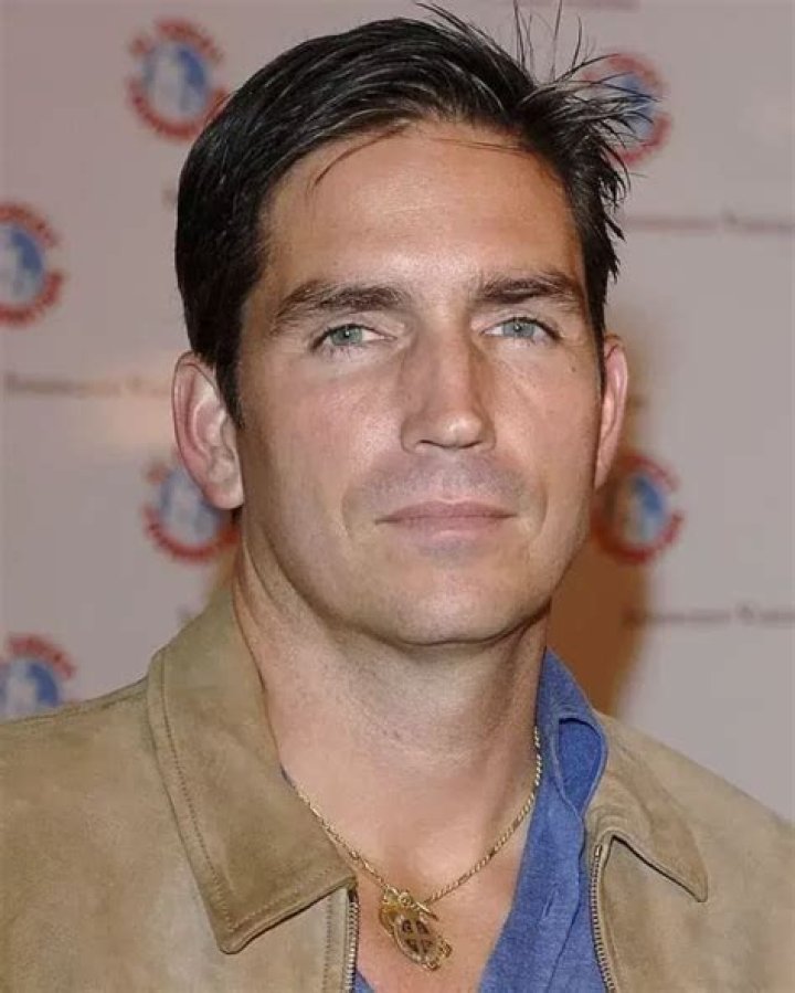 Jim Caviezel Height, Weight, Body Measurements, Shoe Size