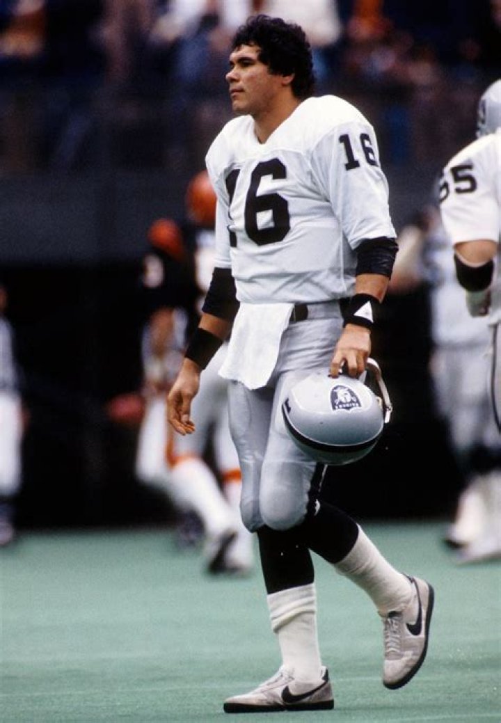 Jim Plunkett