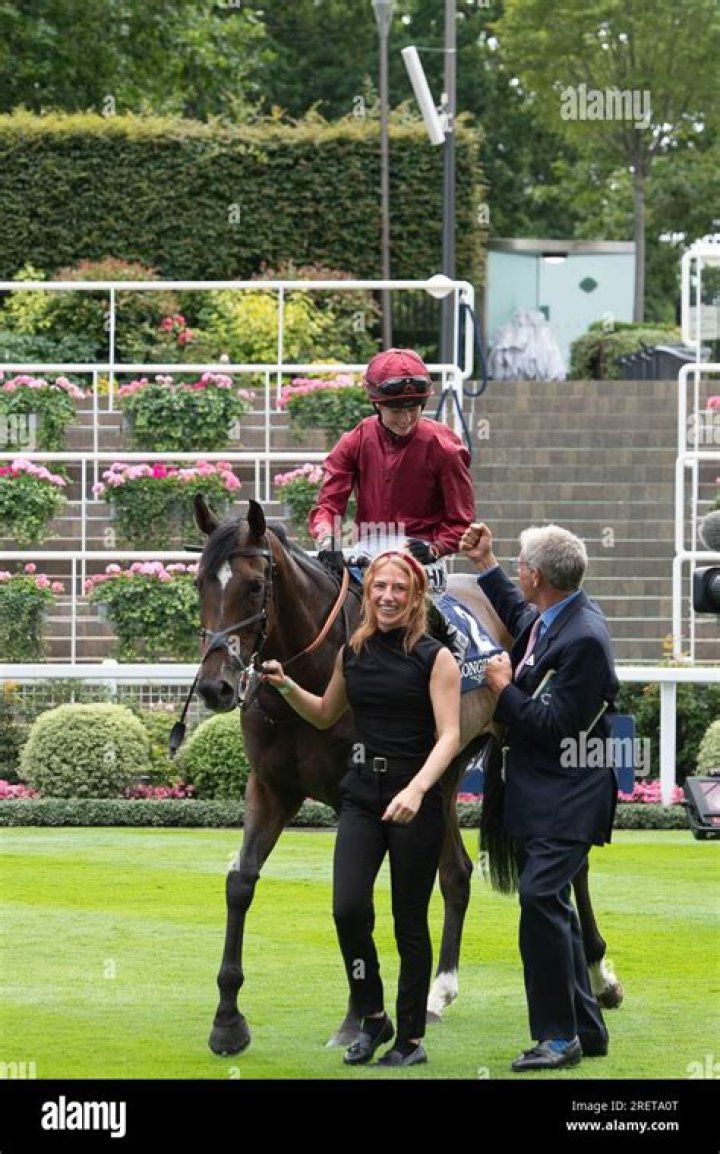 Jockey Saffie Osborne Age – How Old Is Jamie Osborne Daughter?