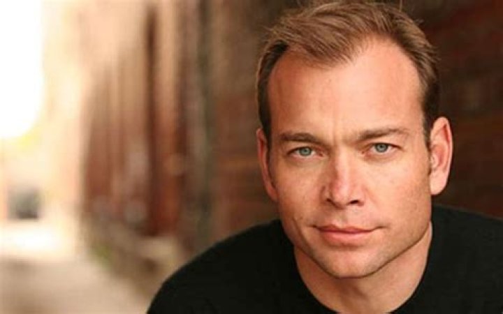 Jonathan Breck Net Worth