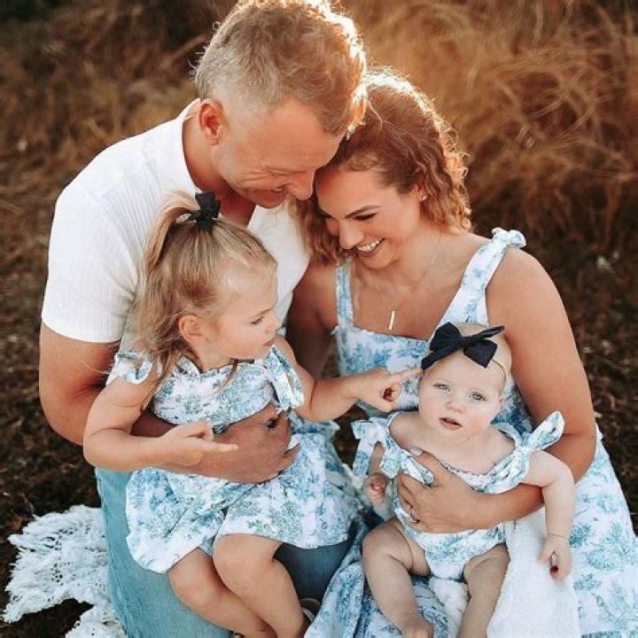 
Josh Donaldson And Girlfriend Briana Miller Have Two Kids Aubrey And Lilly Rain Donaldson 