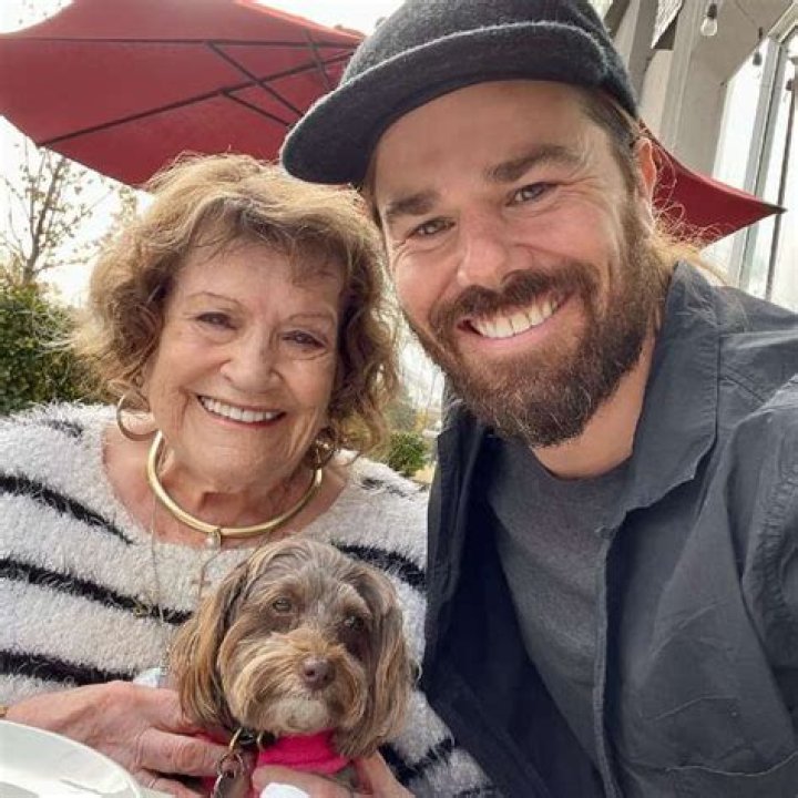 
Josh Price Height, Weight, Net Worth, Age, Birthday, Wikipedia, Who, Instagram, Biography 