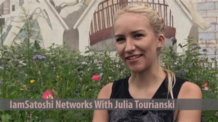 Julia Tourianski Net Worth