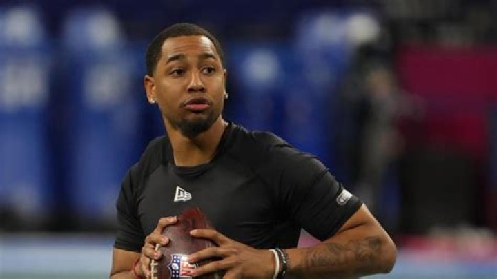 
Kaleb Eleby Height, Weight, Net Worth, Age, Birthday, Wikipedia, Who, Nationality, Biography 