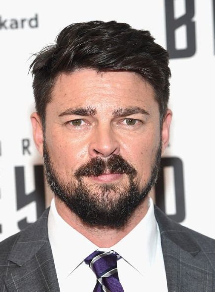 Karl Urban Net Worth