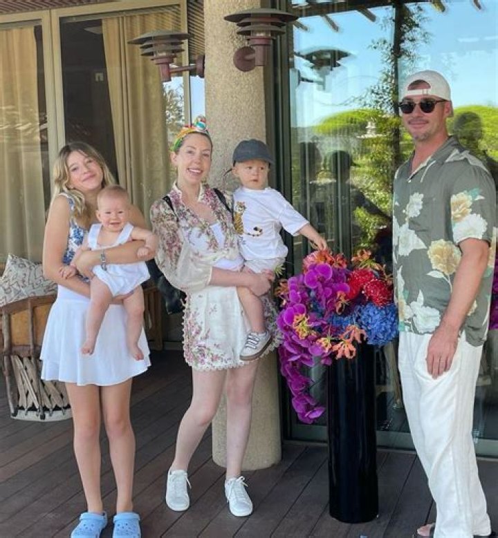 Katherine Ryan Parents: Meet Julia McCarthy, Finbarr Ryan