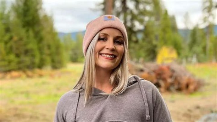 Kendra Peach Height, Weight, Net Worth, Age, Birthday, Wikipedia, Who, Nationality, Biography