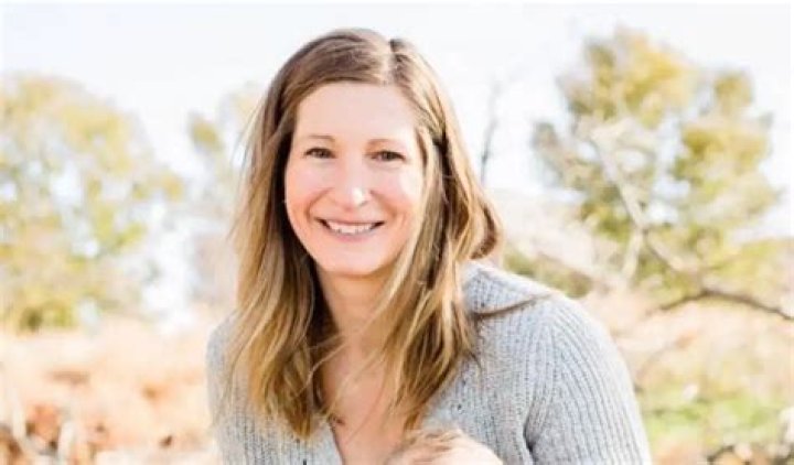 Keri Smith Net Worth