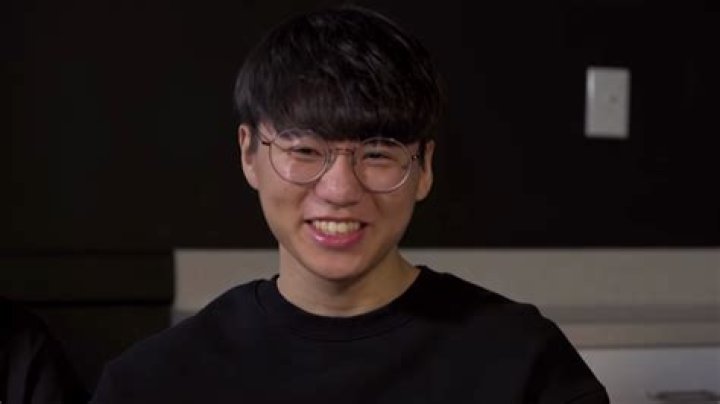 Kim Kyeong-Bo Cause Of Death: Overwatch Player ‘Alarm’ Dies At 20