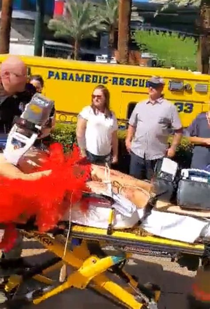 
Las Vegas elementary school teacher stabbed to death by madman with a kitchen knife 