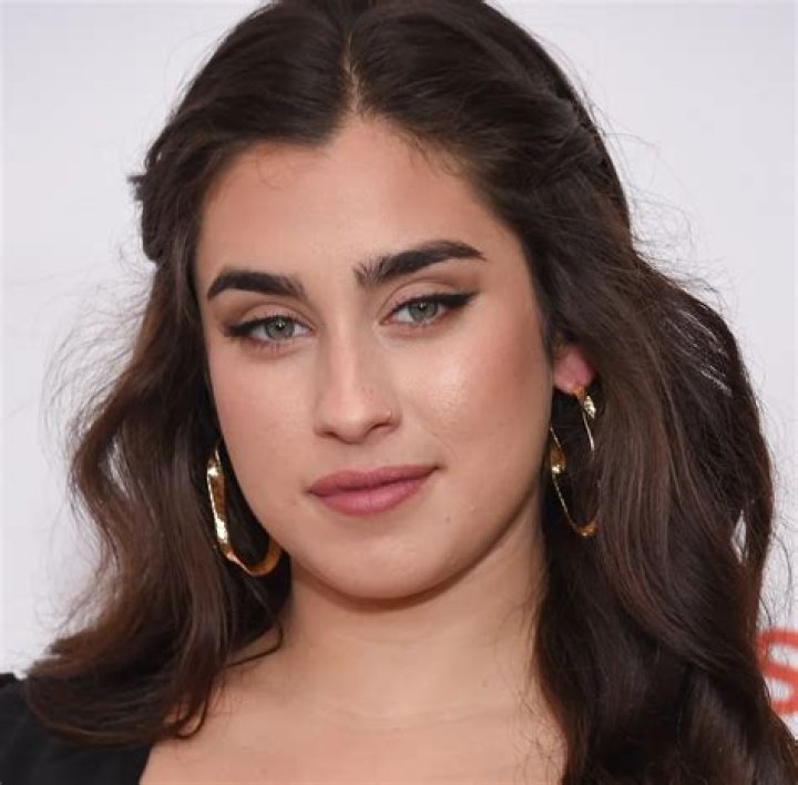Lauren Jauregui Height, Weight, Measurements, Bra Size, Shoe Size