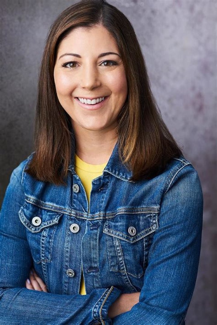 Lauren Schaffel Net Worth