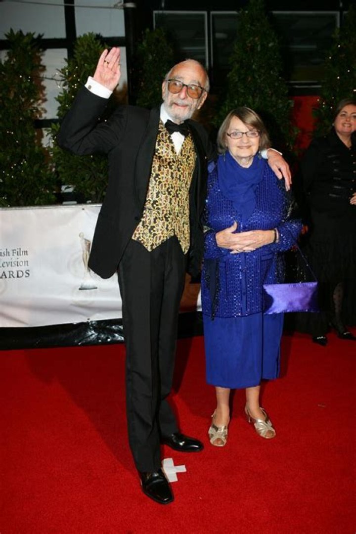 Laurie Morton Net Worth