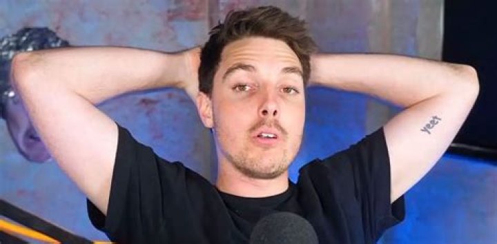 LazarBeam (Youtuber) Age, Bio, Wiki, Height, Weight, Girlfriend, Net Worth, Facts